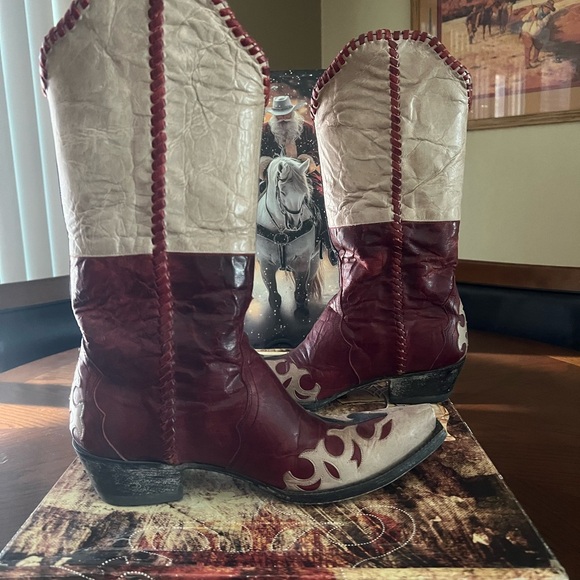 Spirit of Texas
What can I say these are the bomb!!!
Make a statement Y’all - Picture 5 of 8